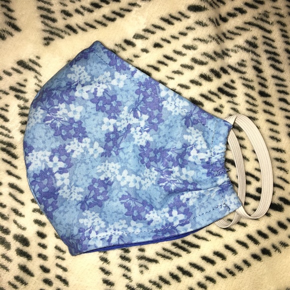 Handmade Reusable Cotton Face Mask With Filter - Picture 2 of 2